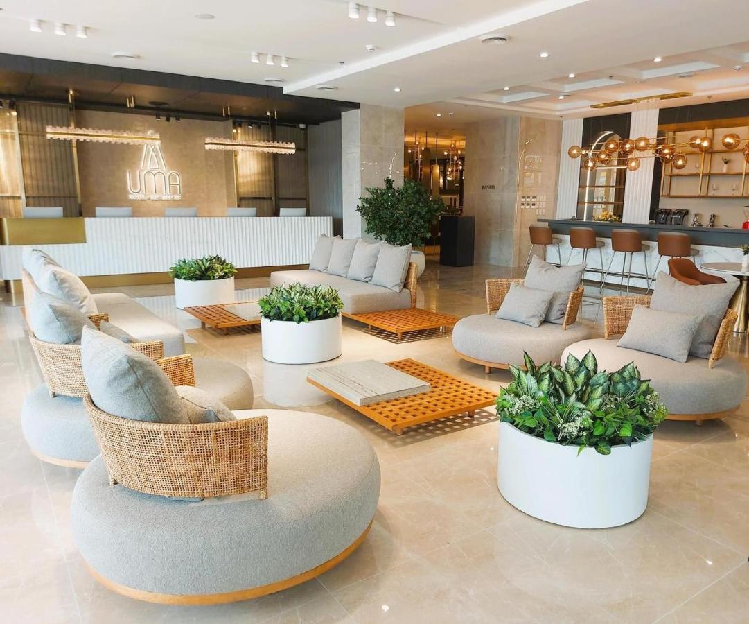 Uma Hotel And Residences Нага Екстериор снимка