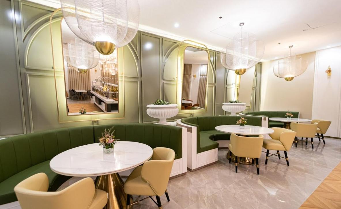Uma Hotel And Residences Нага Екстериор снимка