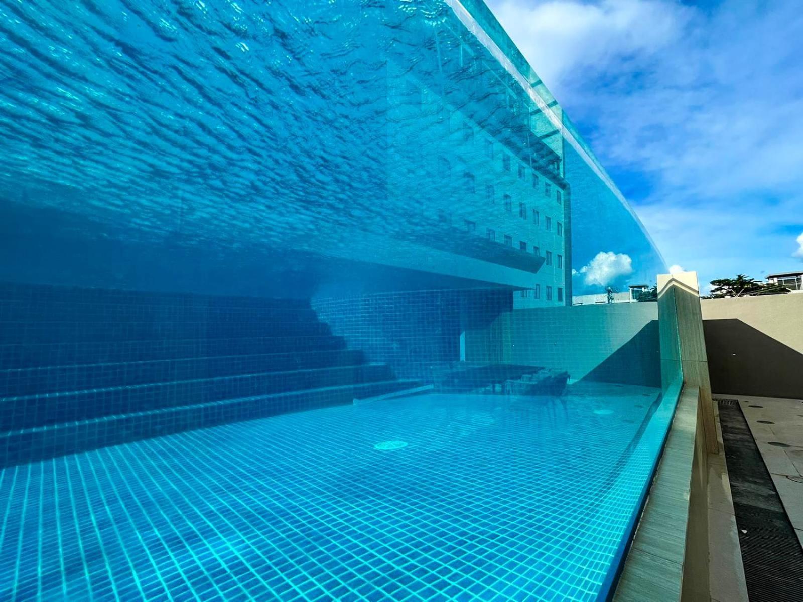 Uma Hotel And Residences Нага Екстериор снимка